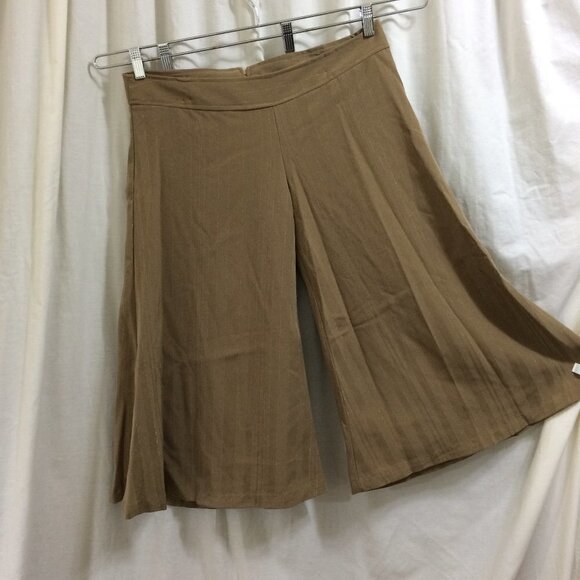 Vintage Pants Gaucho WIDE Leg Cropped Beige Made USA Poof! Sz 13 NEW - Picture 1 of 5